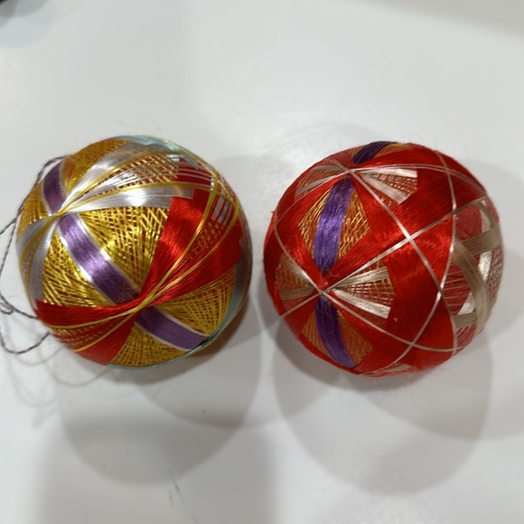 Vintage Japanese Made Temari Geometric Holiday Balls - Picture 2 of 4